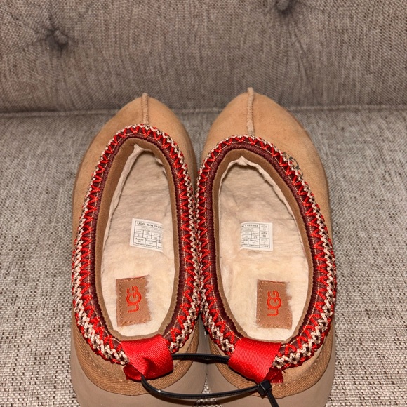 Ugg Women's Tazz platform slippers size 6 - Picture 4 of 7